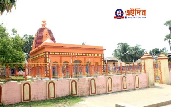 চৈতন্যদেবের নির্দেশে কুলীন গ্রাম থেকেই পুরীর রথের জন্য পাঠানো হত রেশমের পট্টডোরী