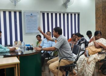 কাটোয়ায় বেআইনি নির্মাণ নিয়ে সরব কংগ্রেস কাউন্সিলর, পোষ্ট নিয়ে বিতর্ক