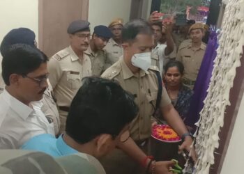 নিরাপত্তার জন্য সিসিটিভি ক্যামেরা বসল গুসকরা শহরে