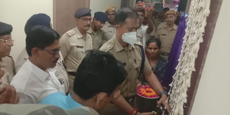 নিরাপত্তার জন্য সিসিটিভি ক্যামেরা বসল গুসকরা শহরে