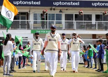 ভারত-ইংল্যান্ড টেস্টে  শর্ট লেগ ফিল্ডারের হেলমেটে মাউন্ট ক্যামেরা, নতুন প্রযুক্তির প্রয়োগ শুরু করল স্কাই স্পোর্টস