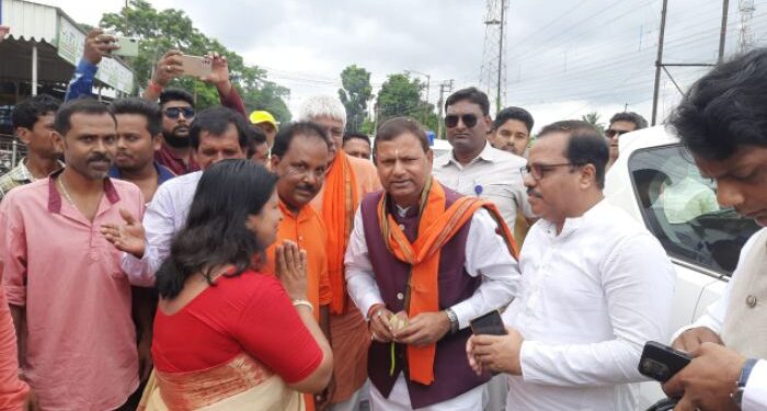 “বাংলার মুখ্যমন্ত্রী মিথ্যা বলছেন, উত্তরপ্রদেশ-গুজরাট-রাজস্থান প্রধানমন্ত্রী আবাস যোজনার নাম তাঁদের রাজ্যের নামে করেনি”-কেন্দ্রীয় মন্ত্রী পঙ্কজ চৌধুরী