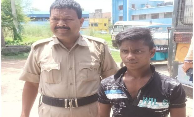 গাড়ি থেকে তেল চুরি চক্রের এক পান্ডাকে গ্রেফতার করল কাটোয়া থানার পুলিশ