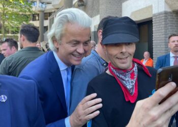 কোরান এবং নবি মহম্মদের বিরুদ্ধে মামলা নথিভুক্ত করার কথা বললেন ডাচ সাংসদ গির্ট উইল্ডার্স