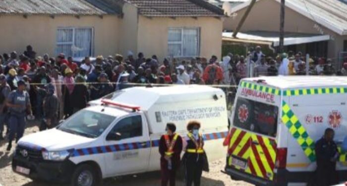 দক্ষিণ আফ্রিকায় দু’জায়গায় বন্দুকবাজের হামলায় নিহত ১৯, আহত ১৭