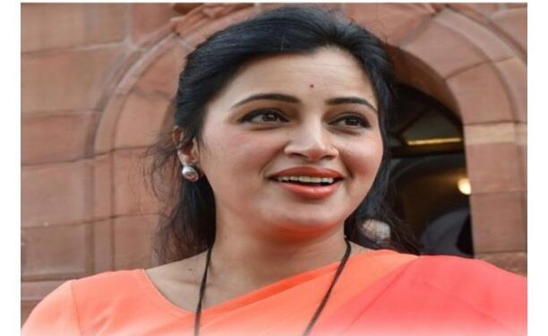 উমেশ কোলহের খুনিদের প্রকাশ্যে ফাঁসিতে ঝোলানোর দাবি তুললেন অমরাবতীর সাংসদ