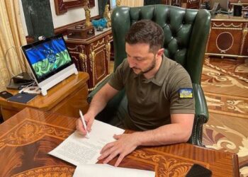 ভারতসহ ৫ দেশের রাষ্ট্রদূতদের বরখাস্ত করল ইউক্রেন