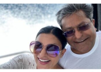 ‘সুষ্মিতার সঙ্গে প্রেম করছি’-মালদ্বীপে তোলা অন্তরঙ্গ ছবি পোস্ট করে জানালেন ললিত মোদি