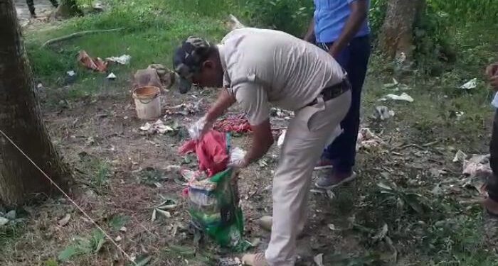 বোমা বাঁধার সময় বিস্ফোরণে মৃত ২, আহত বেশ কয়েকজন, তৃণমূলের প্রধানই বোমা বাঁধাচ্ছিল বলে জানালেন আহতের স্ত্রী