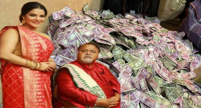 দীর্ঘ ২৭ ঘন্টা জেরার পর অবশেষে গ্রেফতার পার্থ চট্টোপাধ্যায়, আরও ১ কোটি টাকা উদ্ধার হল অর্পিতা মুখোপাধ্যায়ের বাড়ি থেকে