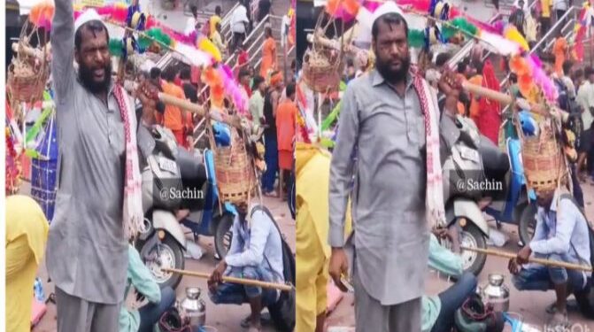 যাবতীয় বাধা কাটিয়ে ৫ বছর ধরে শ্রাবণ মাসে নিষ্ঠার সঙ্গে মহাদেবের জলাভিষেক করেন বাবু খান