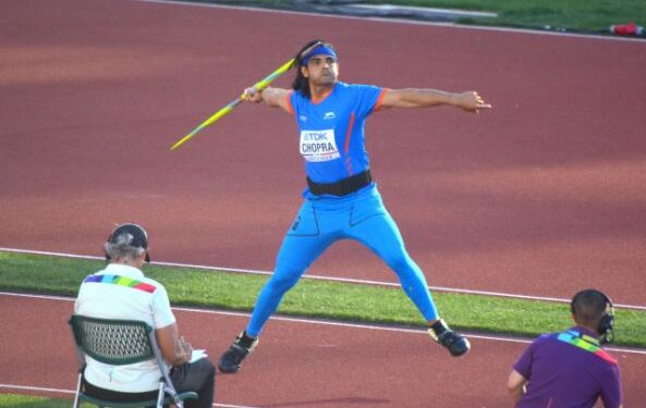 বিশ্ব অ্যাথলেটিক্স চ্যাম্পিয়নশিপে রৌপ্য পদক জিতলেন নীরজ চোপড়া