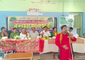 বনমহোৎসব পালিত হলো গুসকরা উচ্চ বিদ্যালয়ে
