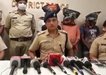 মোবাইলের টাওয়ার বসানোর নামে সাড়ে ১৪ লক্ষ টাকা প্রতারণার অভিযোগে ৬ যুবককে গ্রেফতার করল বাঁকুড়া পুলিশ