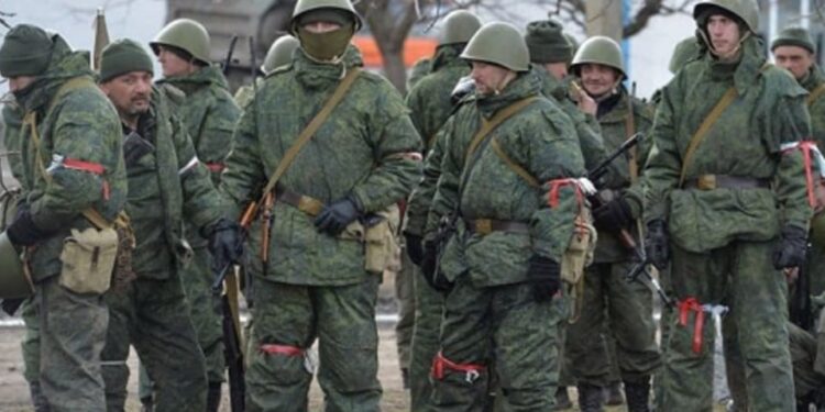 রাশিয়ার সেনাদের উপর বিষ প্রয়োগ করছে ইউক্রেন-গুরুতর অভিযোগ রুশ  প্রতিরক্ষা মন্ত্রকের