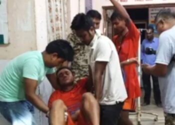 শিবের মাথায় জল ঢালতে যাওয়ার পথে গাড়ির ভিতরেই বিদ্যুৎস্পৃষ্ট হয়ে ১০ পূণ্যার্থীর মৃত্যু, গুরুতর অসুস্থ ১৬