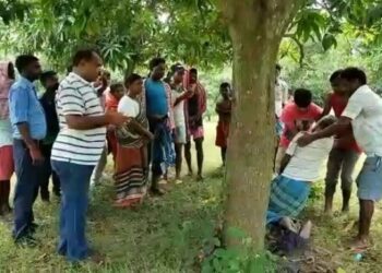 বৃদ্ধের ঝুলন্ত দেহ উদ্ধার ঘিরে চাঞ্চল্য মালদায়