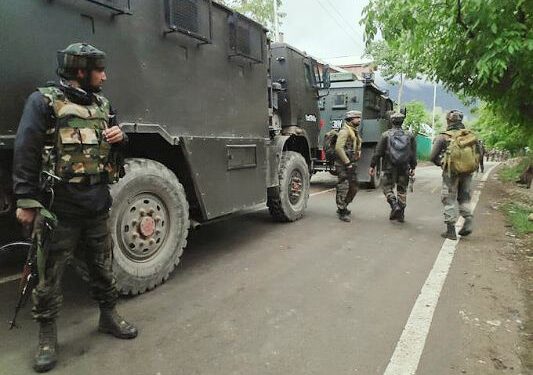 কাশ্মীরে ফের সন্ত্রাসবাদীদের টার্গেট কিলিংয়ের শিকার কাশ্মীরি পণ্ডিত, আহত এক