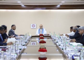 রাজ্যগুলির পুলিশের ডিজিপিদের সীমান্ত এলাকায় জনসংখ্যার পরিবর্তনের দিকে নজর রাখতে নির্দেশ দিলেন স্বরাষ্ট্রমন্ত্রী