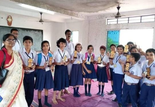 তারাপীঠের শিশু মন্দির বিদ্যালয়ে আয়োজিত হল বিজ্ঞান মেলা