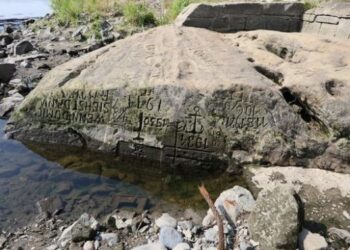 ইউরোপে তীব্র খরায় শুকিয়ে যাচ্ছে নদী, বেরিয়ে আসছে প্রত্নতাত্ত্বিক নিদর্শন