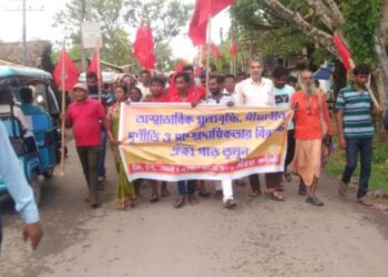 ‘কালিঘাটের টালির চালা চোরেদের কর্মশালা’-মুখ্যমন্ত্রীকে নজিরবিহীন আক্রমণ সিপিএমের