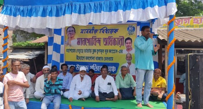 তৃণমূলের আন্দোলনের জেরে ভাতারে হকার উচ্ছেদ অভিযান সাময়িক স্থগিত রাখলো রেলদপ্তর