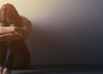 মায়ের দ্বিতীয় বিয়ে টেকাতে দেড় বছর ধরে সৎ বাবা ও দাদার পাশবিক অত্যাচার সহ্য করে যাচ্ছিল ১৫ বছরের কিশোরী