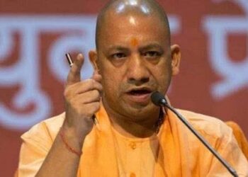 লখনউয়ের হোটেলে অগ্নিকাণ্ডের ঘটনায় ১৭ আধিকারিককে বরখাস্ত করল যোগী সরকার