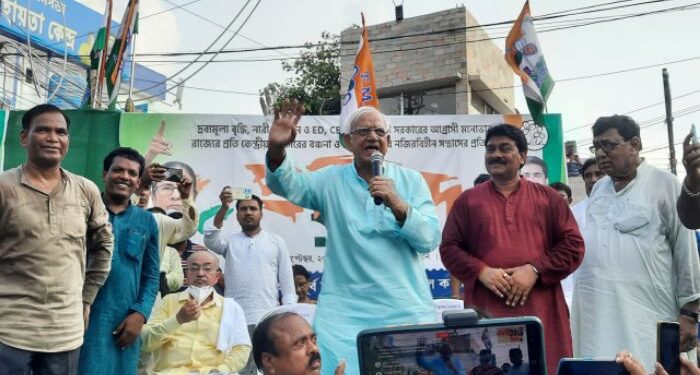 রাজ্যের চার মন্ত্রীর উপস্থিতিতে সিপিএমকে কড়া হুঁশিয়ারি দিলেন বর্ধমানের তৃণমূল বিধায়ক