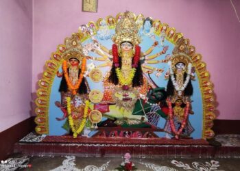 আজও পটের মূর্তিতে পুজো হয় মঙ্গলকোটের জয়পুরের রায় বাড়িতে