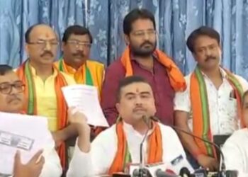 তৃণমূলের ‘দূর্নীতির রিপোর্ট কার্ড’-এর প্রথম পর্ব প্রকাশ করলেন শুভেন্দু