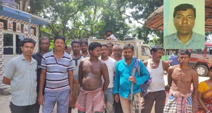 সেলাই মেশিন পূজো করার জন্য পুকুর থেকে পদ্ম ফুল তুলতে গিয়ে জলে ঢুবে মৃত্যু দর্জির