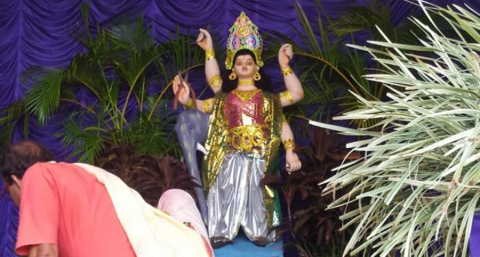 গুসকরা পুরসভায় সাড়ম্বরে পালিত হলো বিশ্বকর্মা পুজো