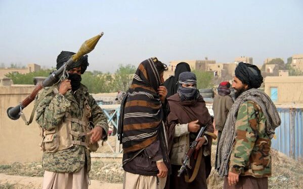 ৪ মহিলাকে গুলি করে মারলো তালিবান জঙ্গিরা, গুলিবিদ্ধ আরও ৪