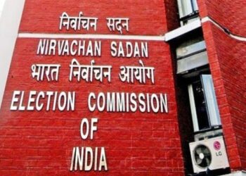 রাজনৈতিক চাঁদা ২০,০০০ টাকা থেকে কমিয়ে ২,০০০ টাকা করার প্রস্তাব দিল নির্বাচন কমিশন