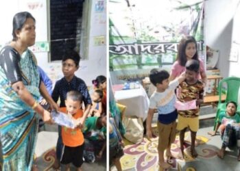 দুর্গোৎসবে নতুন পোশাক নিয়ে দুস্থদের পাশে ‘আদরবাসা’