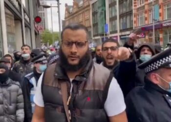 ব্রিটেনে জিহাদিদের নিশানায় হিন্দু, প্রকাশ্য রাস্তায় উসকানিমূলক ভাষণ কট্টরপন্থীদের, নির্বিকার ব্রিটিশ পুলিশ