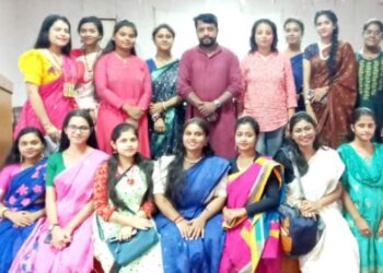 বর্ধমান মহিলা কলেজে আয়োজিত হলো ফটোগ্রাফি বিষয়ক কর্মশালা