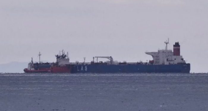 রাশিয়া থেকে গোপনে তেল কিনছে ইউরোপ