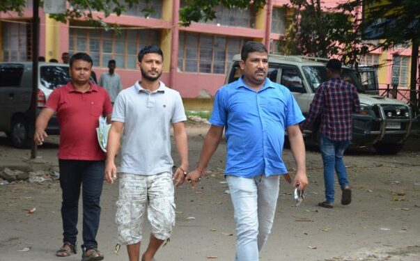 জাল আধারকার্ড তৈরির অভিযোগে গ্রেফতার কেতুগ্রামের যুবক