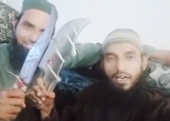 জেলের অন্ধকার কক্ষে অঝোরে কাঁদছে কানহাইয়ালালের শিরশ্ছেদকারী রিয়াজ ও গৌস মোহাম্মদ