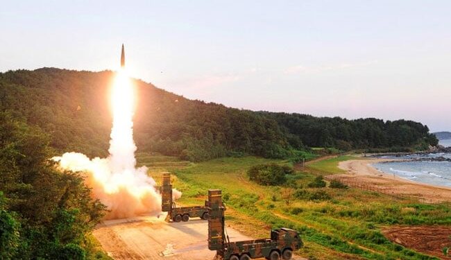 উত্তর কোরিয়ার ক্ষেপণাস্ত্রের জবাবে ৪ ক্ষেপণাস্ত্র ছুড়লো দক্ষিণ কোরিয়া ও যুক্তরাষ্ট্র