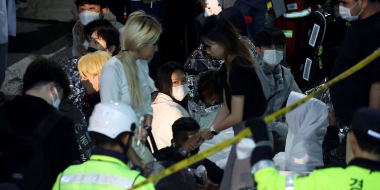 সিওলে হ্যালোইন উৎসব চলাকালীন পদদলিত হয়ে মৃত ১৪৯, আহত ৬৫