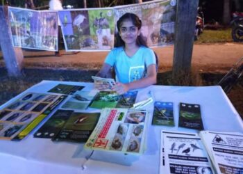 পূজোর দিনগুলিতে সাপ ও বন্যপ্রাণী নিয়ে সচেতনতামূলক প্রচার করলেন দত্তপুকুরের ছাত্রী