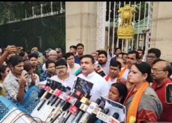 ‘মোমিনপুরে ৫০০০ হিন্দু ঘরছাড়া, ৩ আইপিএস আহত, এর পিছনে দেশ বিরোধী শক্তি আছে’-চাঞ্চল্যকর দাবি শুভেন্দুর