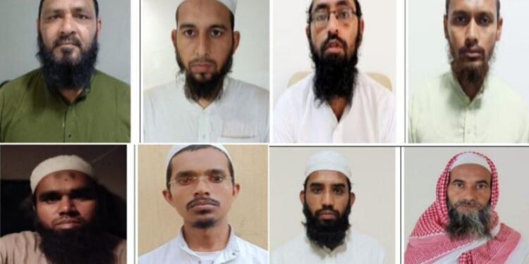 ৮ কুখ্যাত সন্ত্রাসবাদীকে গ্রেফতার করল ইউপি এটিএস, গাজওয়া-ই- হিন্দের উদ্দেশ্য পূরণের জন্য দেশ জুড়ে গোপনে বাড়াচ্ছিল নেটওয়ার্ক