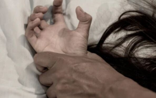 কাটোয়ায় ১৪ বছরের নাবালিকাকে গনধর্ষণ, গ্রেফতার এক কিশোরসহ ২