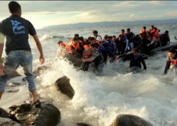 ৯২ জন অভিবাসীকে নগ্ন করে নৌকায় চাপিয়ে নদীতে ভাসিয়ে দিল তুর্কি, উদ্ধার করল গ্রীস