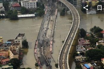 চেন্নাইয়ে অতি ভারি বৃষ্টির সতর্কতা, মৃত ৩, স্কুলে ছুটি ঘোষণা